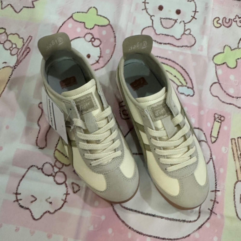 Onitsuka Tiger Beige and Cream Mexico 66 Sneakers - Picture 6 of 8